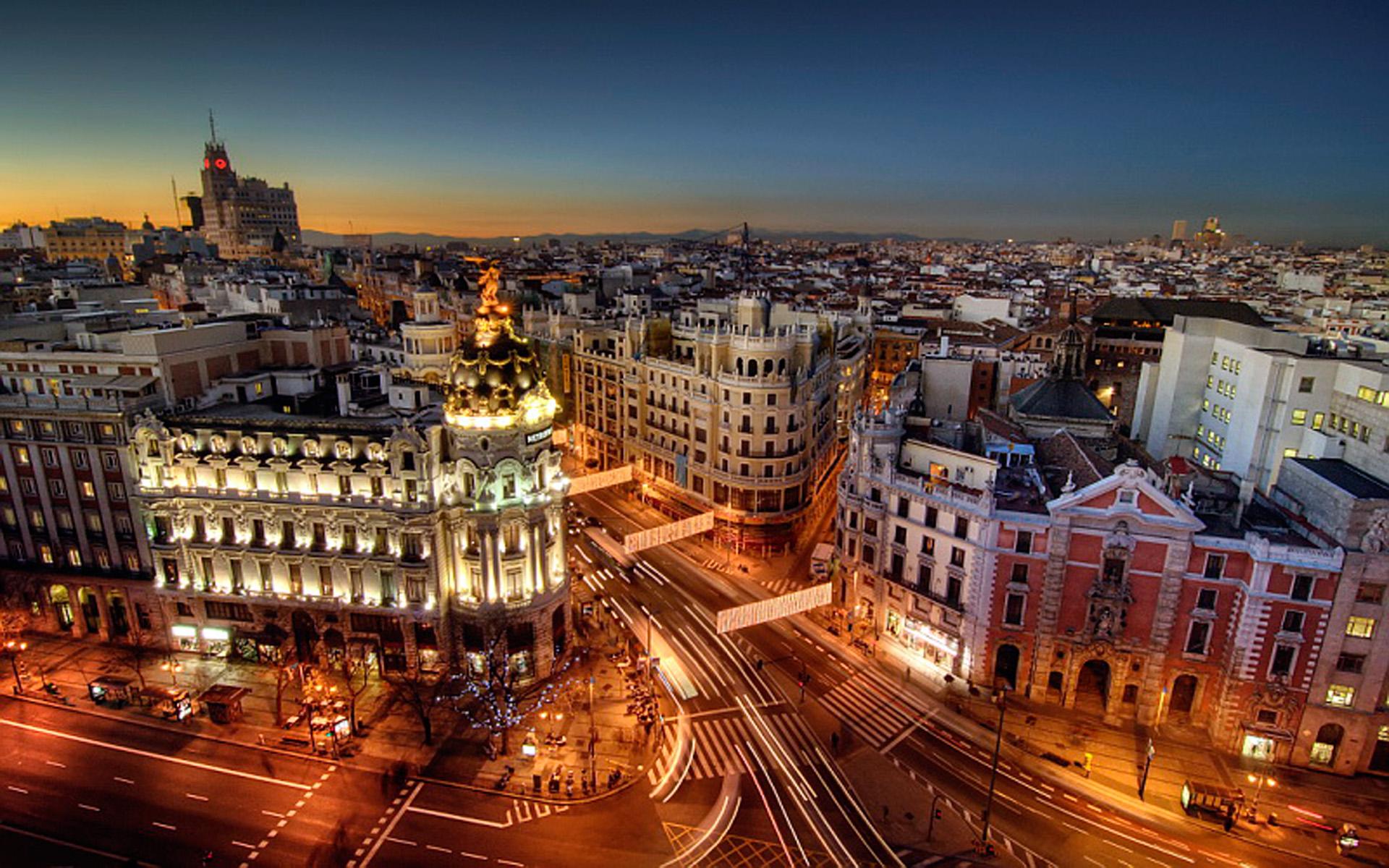 madrid culture and customs: how to behave in spain